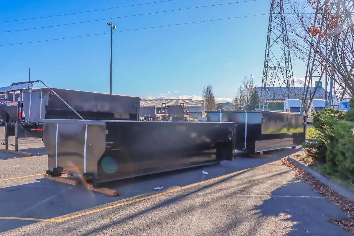 Professional dumpster rental and junk removal service in Detroit